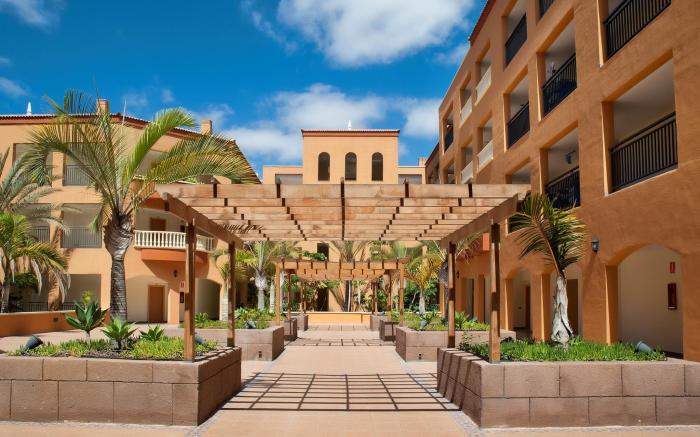 Grand Muthu Golf Plaza Hotel