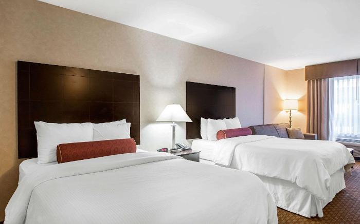 Clarion Inn Elmhurst - Oak Brook near I-88, I-290, I-294