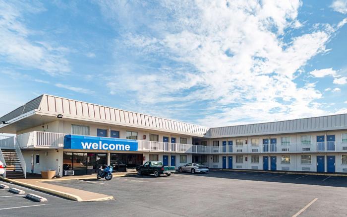 Motel 6 San Antonio, TX - I-10 West