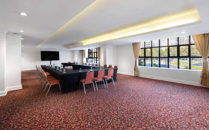 Wyndham Garden Santiago Kennedy