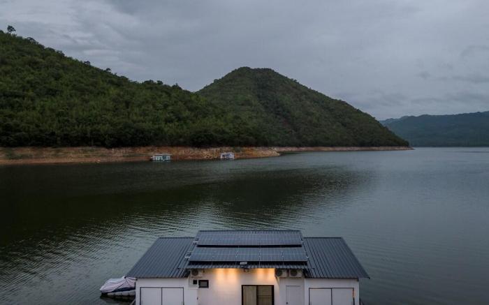 Lakeation kanchanaburi