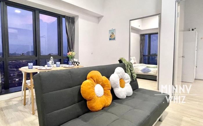 Family 2BR Pavilion Bukit Jalil FREE Parking #18