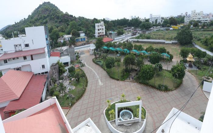 Dfront Golden Palace