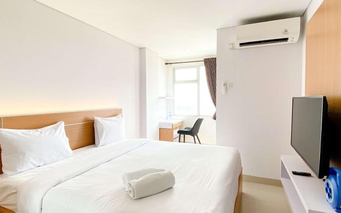 Nice and Comfy Studio at Enviro Apt By Travelio