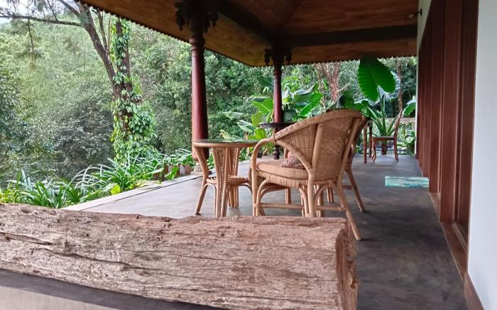 Tangerine Tale Luxury Villa by LexStays