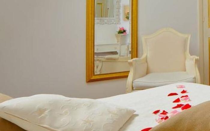 Villa Mary Suites