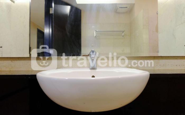 Modern Look 3BR at Apt Braga City Walk By Travelio