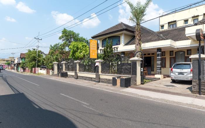 RedDoorz Syariah @ Jalan Siliwangi Tasikmalaya