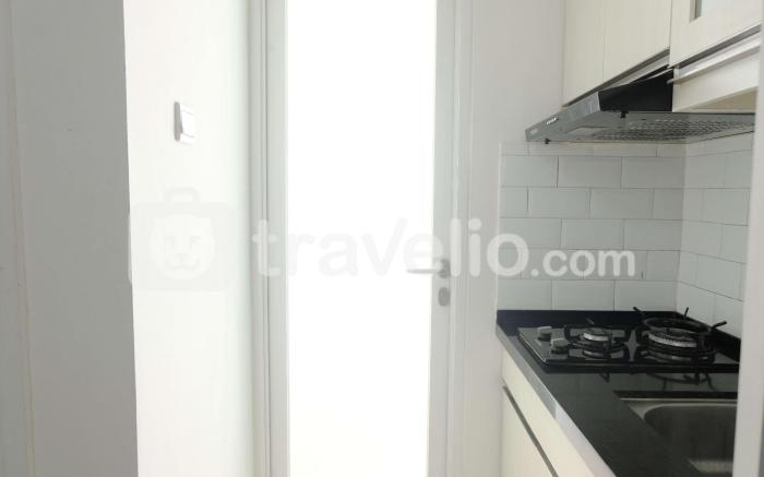 Modern Style 2BR Parahyangan Residence By Travelio