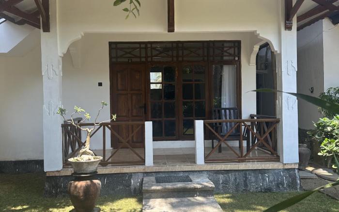 The confidential Beach Resort