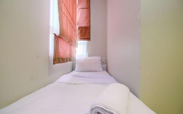 Good Comfy 2BR Cinere Bellevue Suites By Travelio