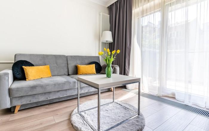 Golden Apartments Warsaw - Mennica Residence