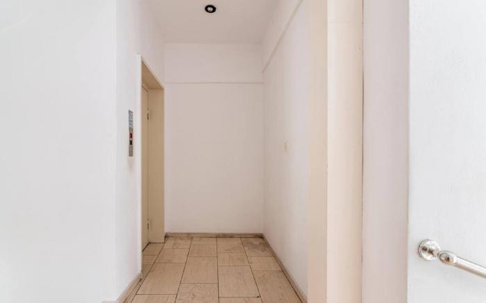 Whole house in Kolonos, centre of Athens