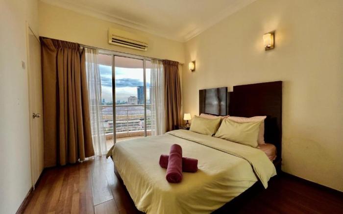 Casa Mutiara Apartments by Moonlight