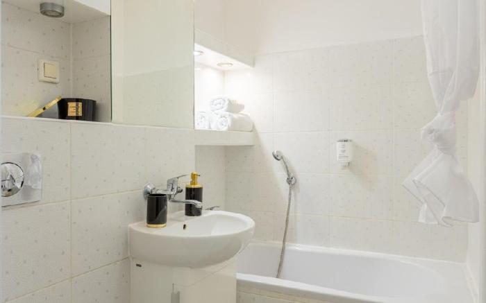 Golden Apartments Warsaw - City Center - Żelazna 