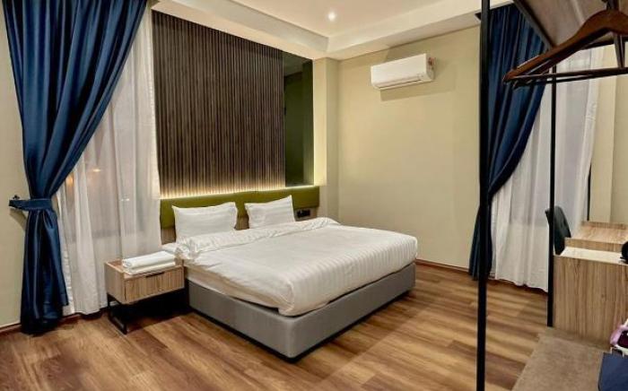 I-VISTA HOTEL