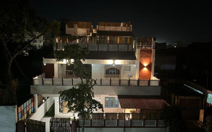 Ohh Hostler Jaipur