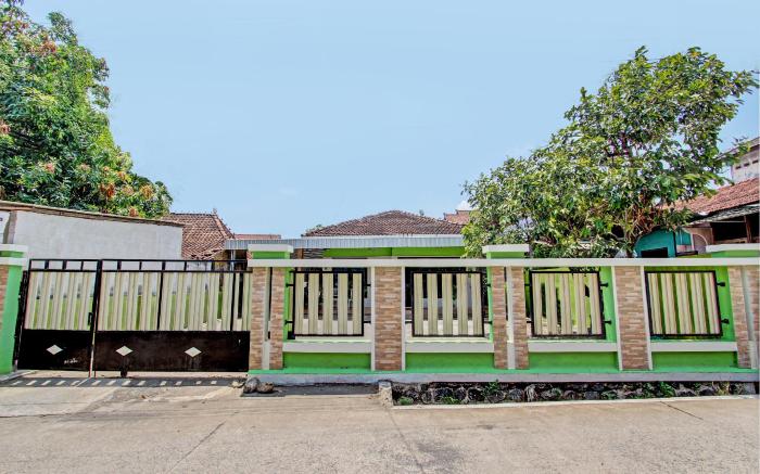Hotel O Sengon Kostel Syariah