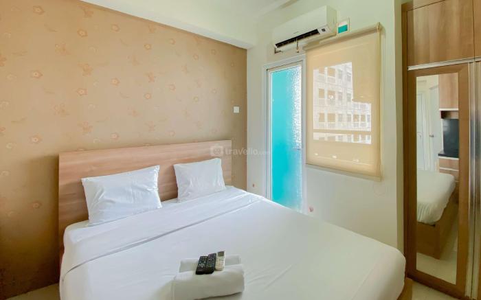 Comfort Studio at Green Pramuka City By Travelio