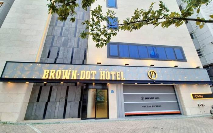 BrownDot Hotel BongDuk 