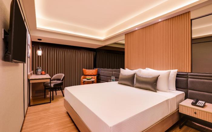 Lemon Tree Premier, Malad, Mumbai