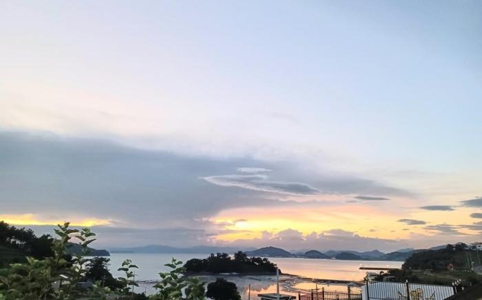 Yeosu Artist Ocean View Private Pool Villa