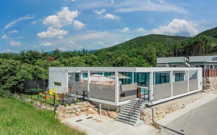 Gyeongju Dior Pool Villa