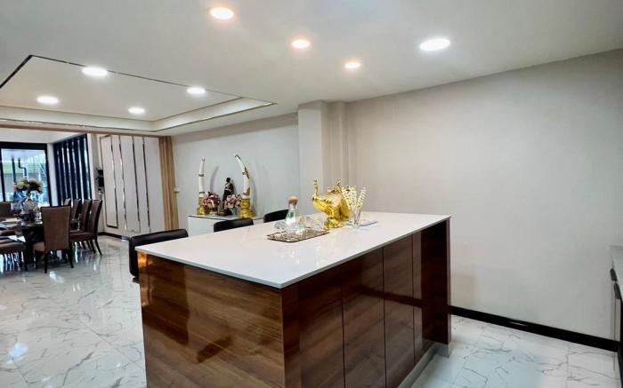 Peema Villa ภีมะ วิลล่า บ้านพักหรูมีสไตล์ 