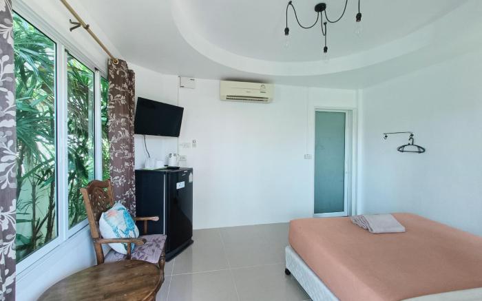 Thongtalay Home Koh Larn