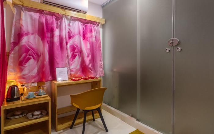DSR Pink Suite's