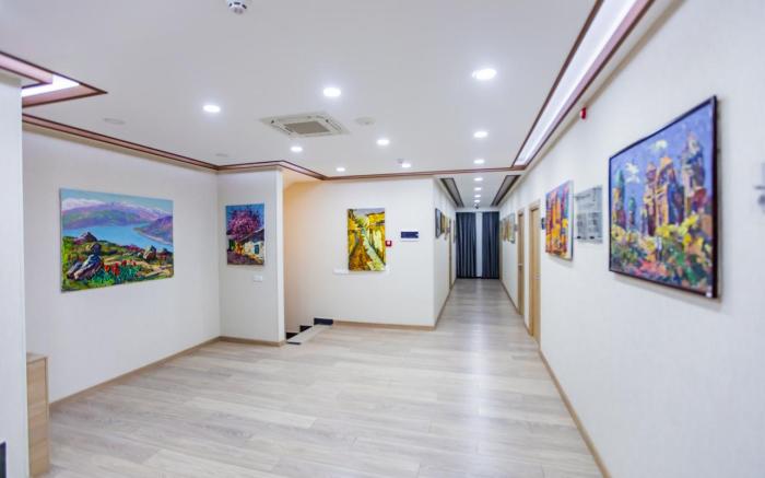 ART DELUXE HOTEL