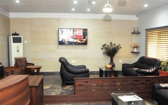 Anabel Apartment and Suites