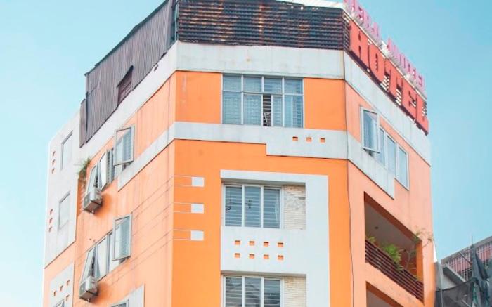 Vera Hotel