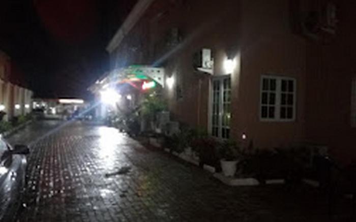 Inti's Royal Suites