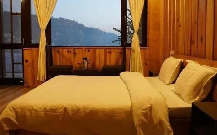 Anant Vilas Resort at Bhimtal Lake