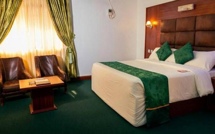 Reiz Continental Hotel