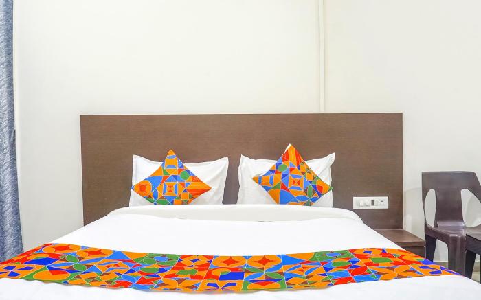 FabHotel Om Sai - Nr. Nashik Railway Station
