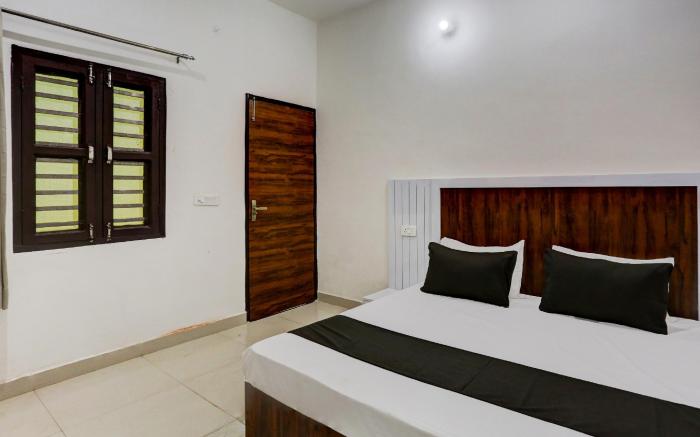 Hotel O Rajhans