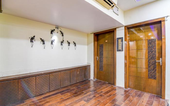 Hotel O The Luxury Palace