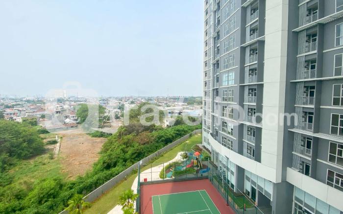 HomeyWarm 1BR at Ciputra International By Travelio