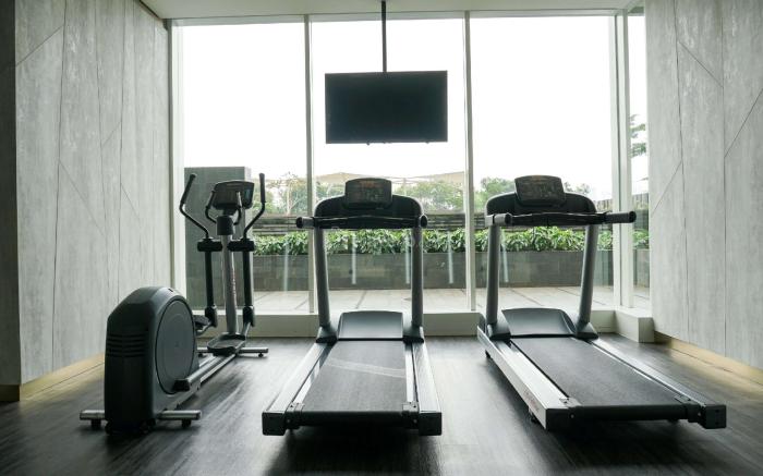 HomeyWarm 1BR at Ciputra International By Travelio