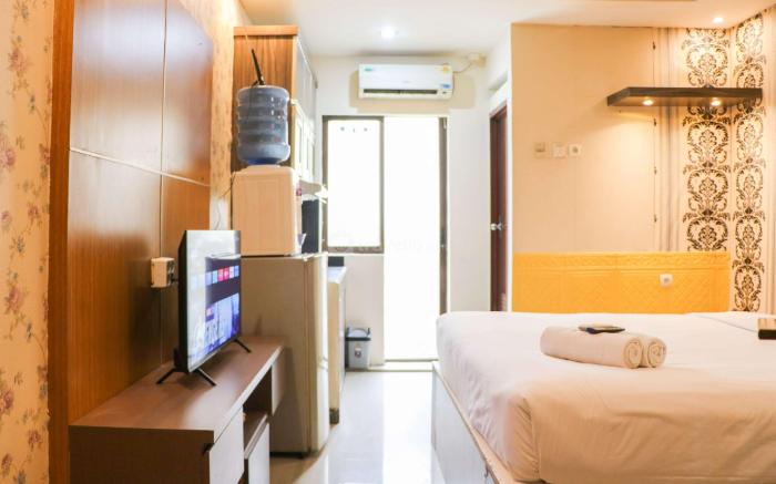 Spacious Studio at Gateway Ahmad Yani By Travelio