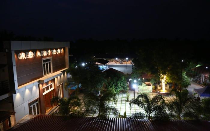 GREEN MOUNT RESORTS
