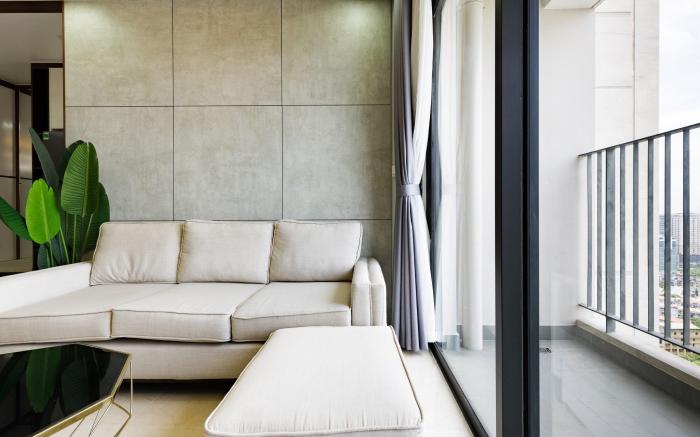 Dcapitale 2BR Balcony Apt Lynn Housing Hanoi 