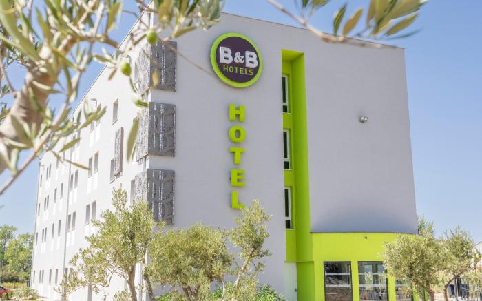 B&B HOTEL SAINT-MARTIN-DE-CRAU ALPILLES CAMARGUE