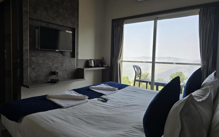 Hotel Holiday Plus
