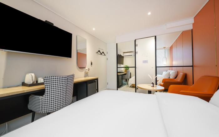 Number25hotel Dongam Station