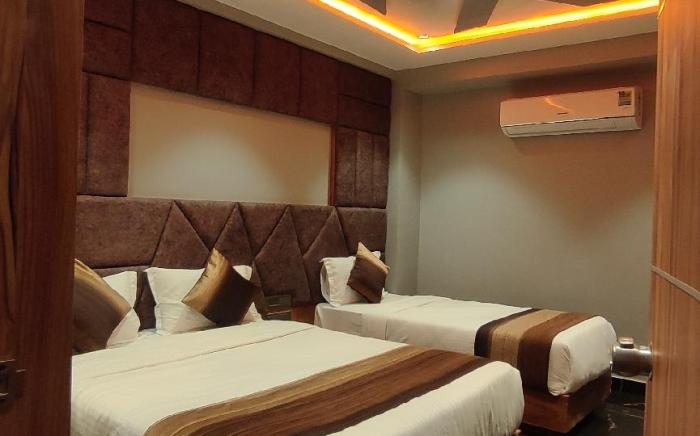 Hotel Prime Land
