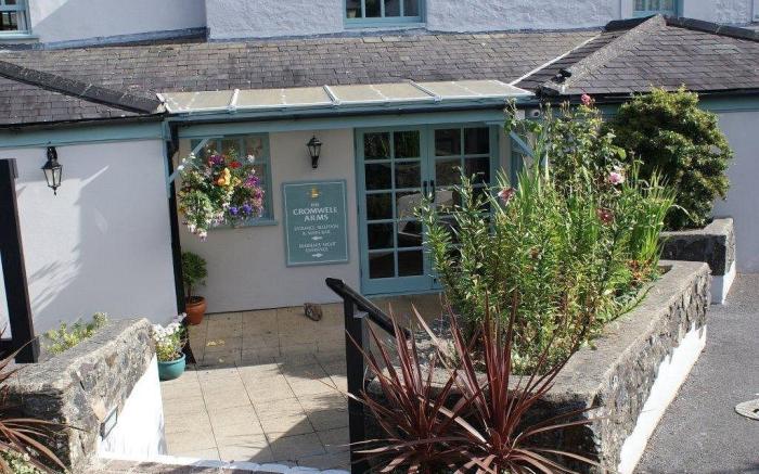 Cromwell Arms