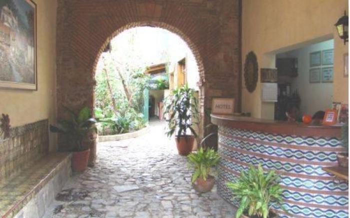 Hotel Casa del Parque by AHS